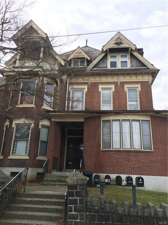 24 W Main St, Macungie, PA 18062 House for Rent in Macungie, PA