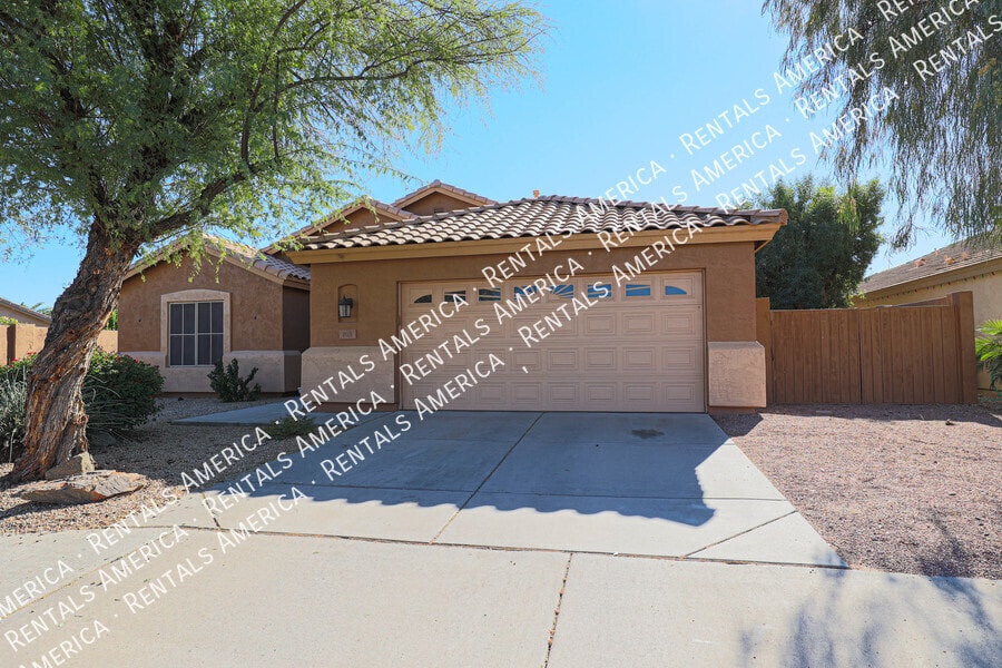 Primary Photo - 703 W Canary Way