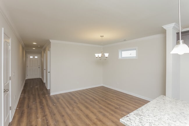 Building Photo - 30 Arizona Ct