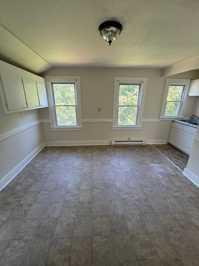 Foto del edificio - 57 Rhodes St