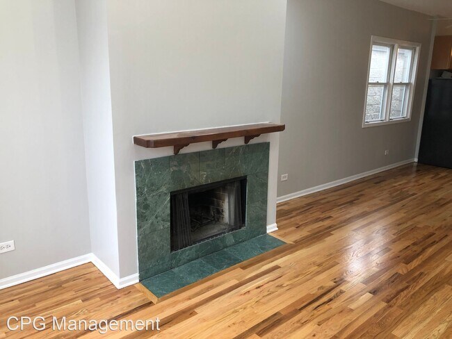 Building Photo - 3 br, 2 bath House - 1445 W Walton #3
