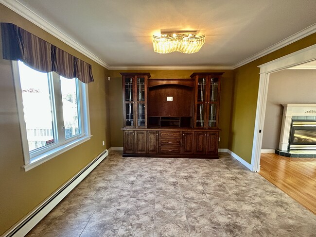 Building Photo - 6 Banyan Pl