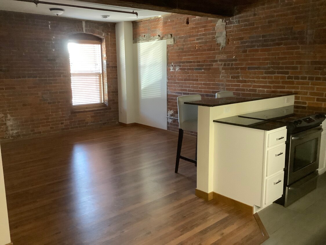 2000 Old West Main St Unit 204, Red Wing, MN 55066 Apartments in Red Wing, MN