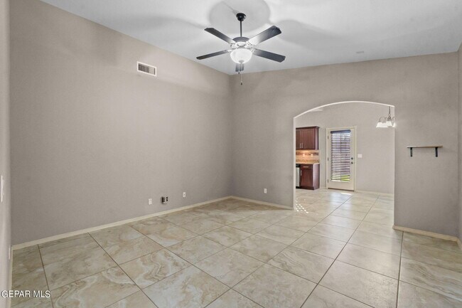 Foto del edificio - 14200 John Risinger