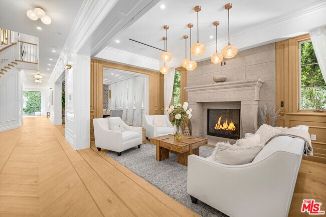 Foto del edificio - 843 N Spaulding Ave