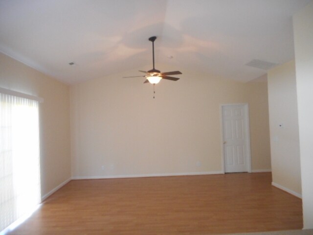 Building Photo - 902 Blazingwood Drive
