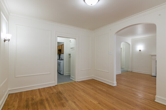 Foto del edificio - 2134 W Arthur Ave