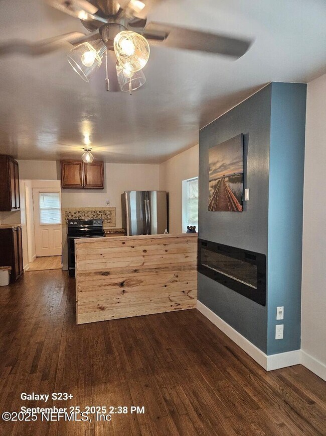 Foto del edificio - 269 W King St