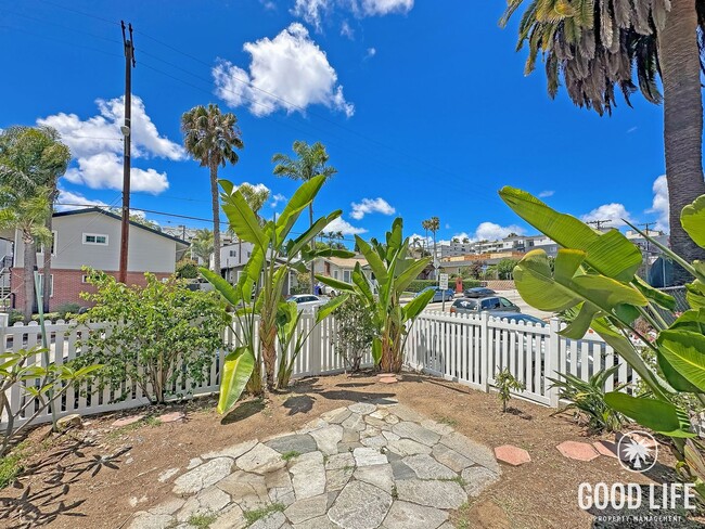 Building Photo - Charming 1BD/1BA + Studio Home in North Park with Vaulted Ceilings, Private Yard & Prime Walkable...