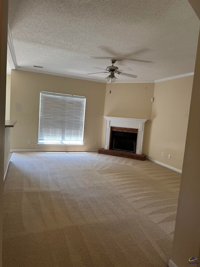 Building Photo - 106 Oldfield Ct
