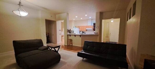 Foto del edificio - 9568 Spring River Way