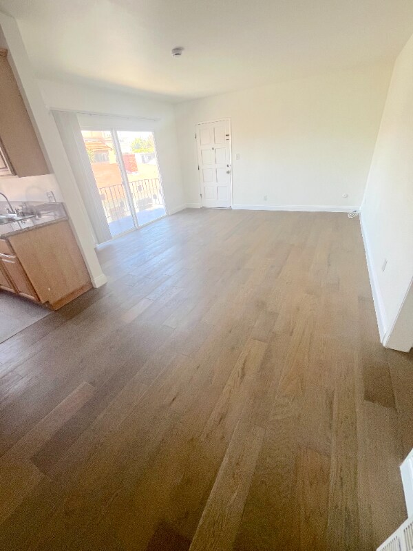 Foto del edificio - 10753 Palms Blvd