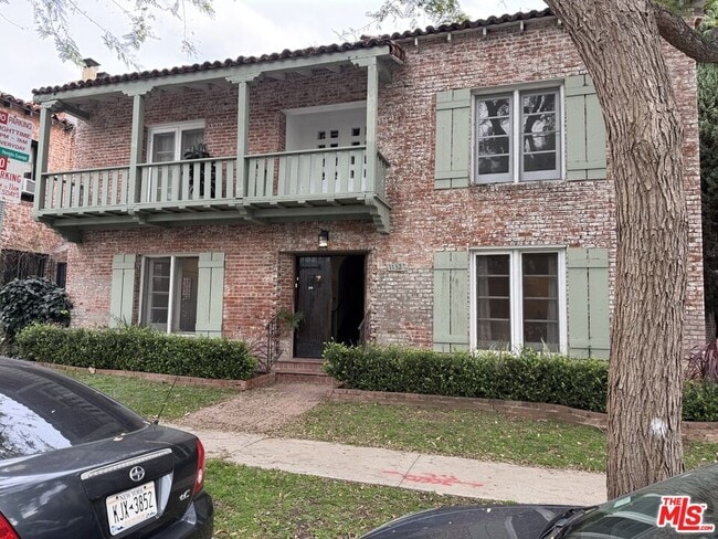 Building Photo - 1132 N Vista St