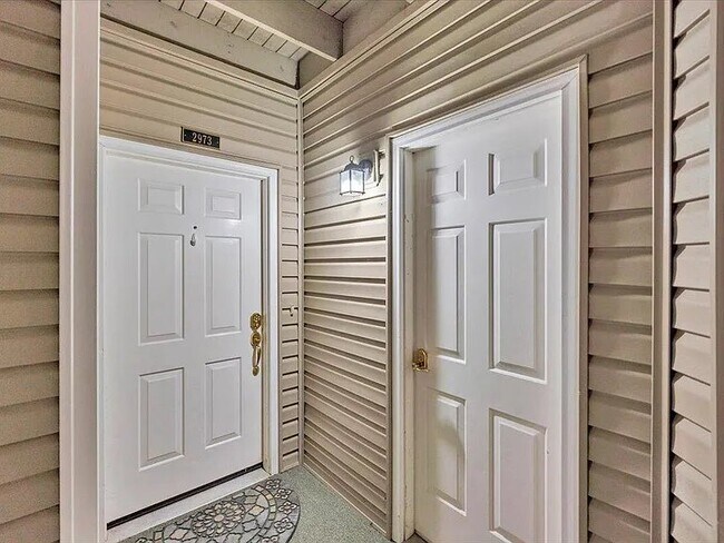 Building Photo - 2973 Winterberry Dr
