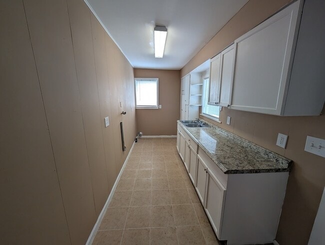 Foto del edificio - 407 Engman St
