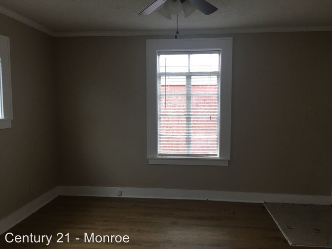 Building Photo - 2 br, 1 bath House - 706 Bres Avenue A