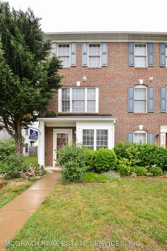 Primary Photo - 43517 Kiplington Sq