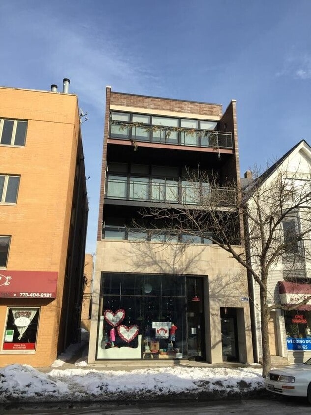 3651 N Southport Ave Unit 3, Chicago, IL 60613 Condo for Rent in Chicago, IL