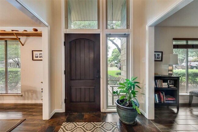 Foto del edificio - 4056 Willow Ridge Dr