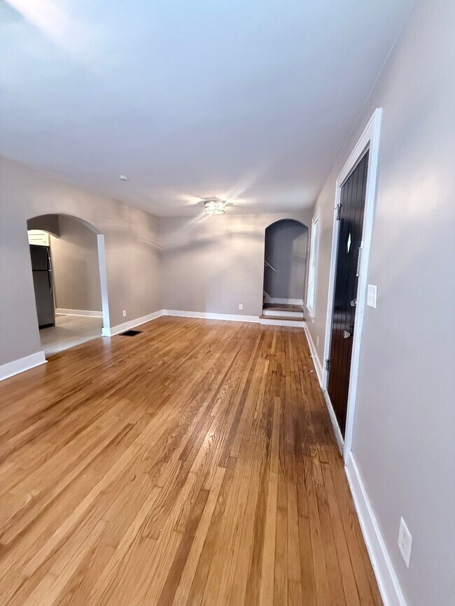 Foto del edificio - 1410 Calvin Ave