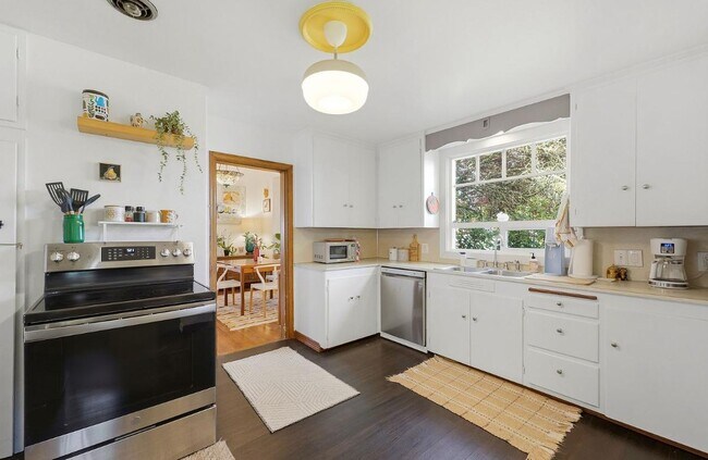 Foto del edificio - 5102 N 44th St
