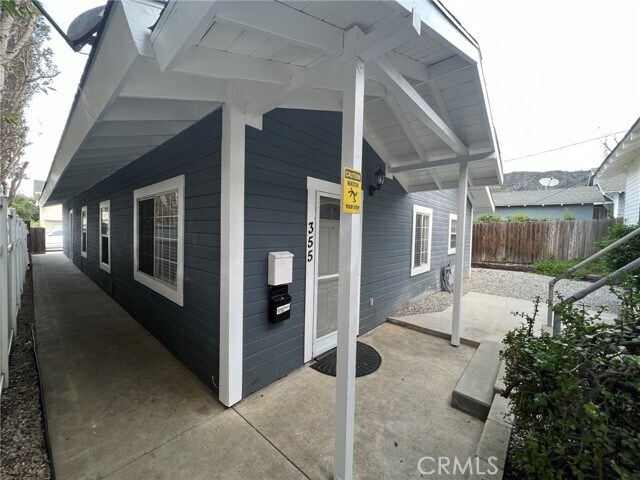 Building Photo - 355 N Vista Bonita Ave