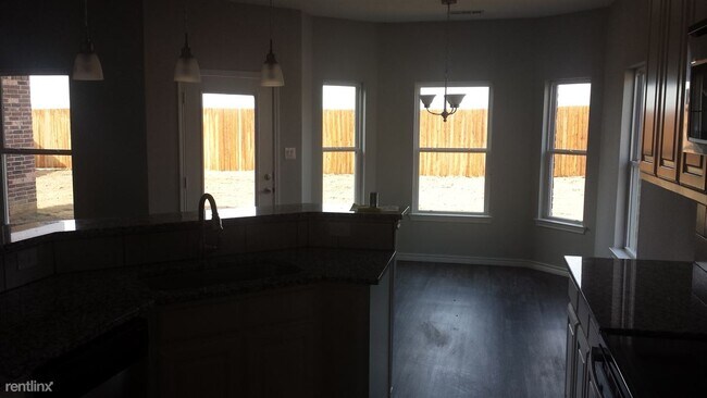 Building Photo - 3 br, 2 bath House - 4012 Wagon Wheel Dr