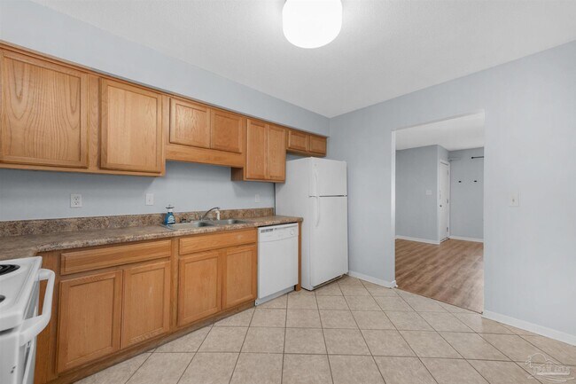 Foto del edificio - 10150 Guidy Ln