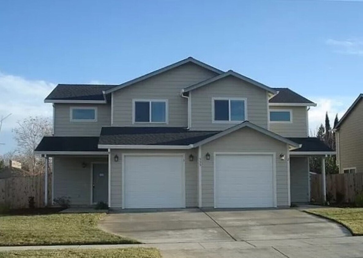 Foto principal - 555 Morgan Dr