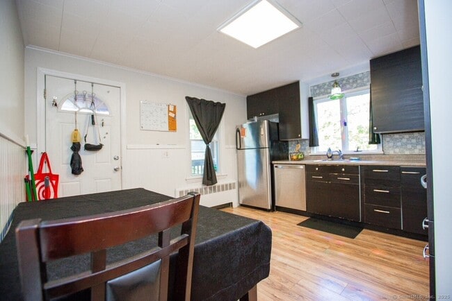 Foto del edificio - 171 Beechwood Ave