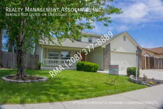 Building Photo - 844 S Pelican Way