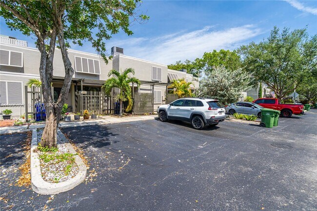 Foto del edificio - 1424 NW 113th Way