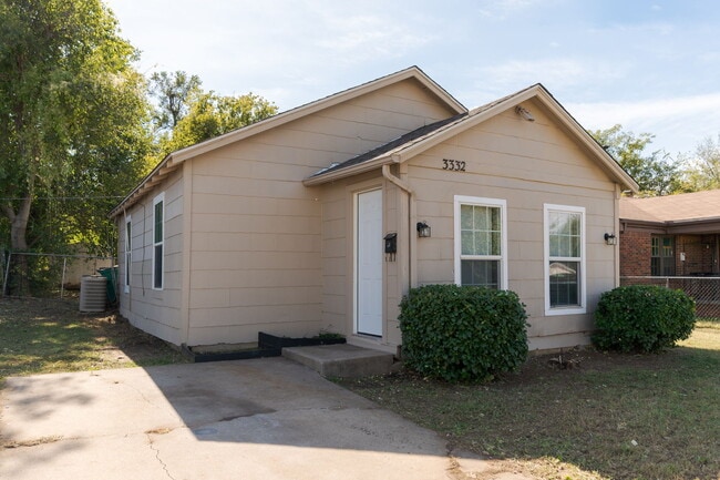 Foto del edificio - 3332 NW 28th St