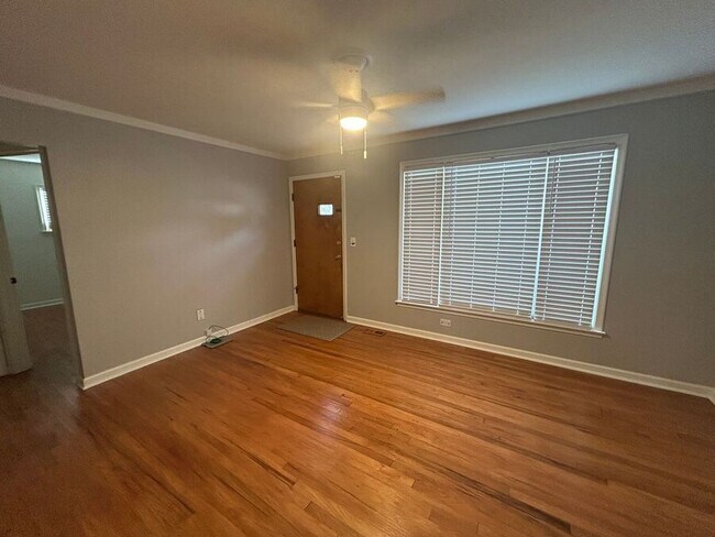 Building Photo - 1336 Goulson-