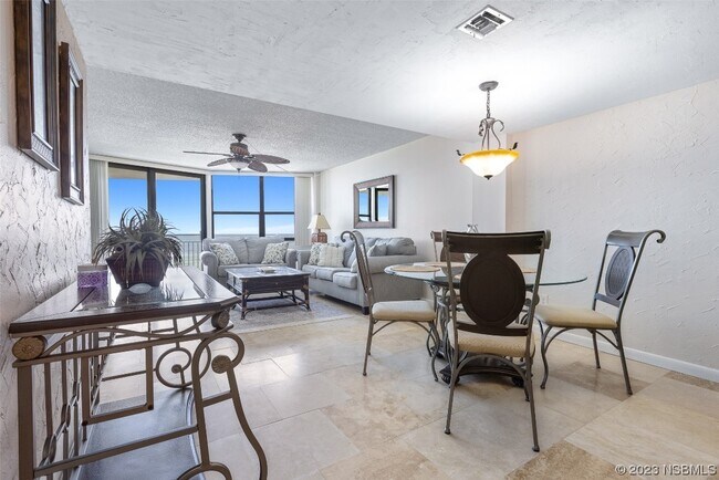Foto del edificio - 4745 S Atlantic Ave