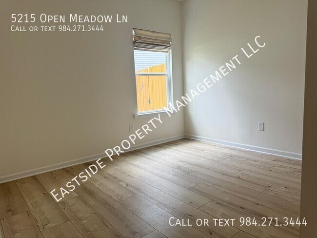 Foto del edificio - 5215 Open Mdw Ln
