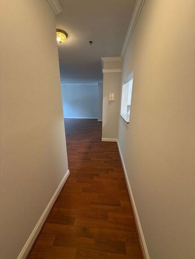 Building Photo - T.R. Lawing Realty Property