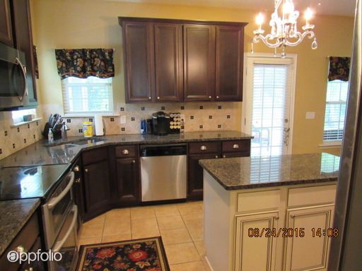 Foto del edificio - 50 Eddenfield Ln