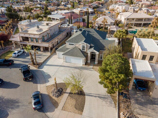 Foto del edificio - 12219 Chisholm Pass Dr