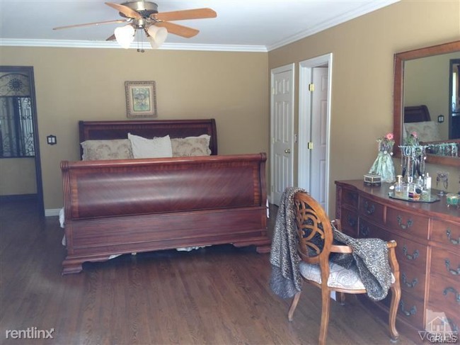 Building Photo - 4 br, 3 bath House - 828 Old Farm Rd