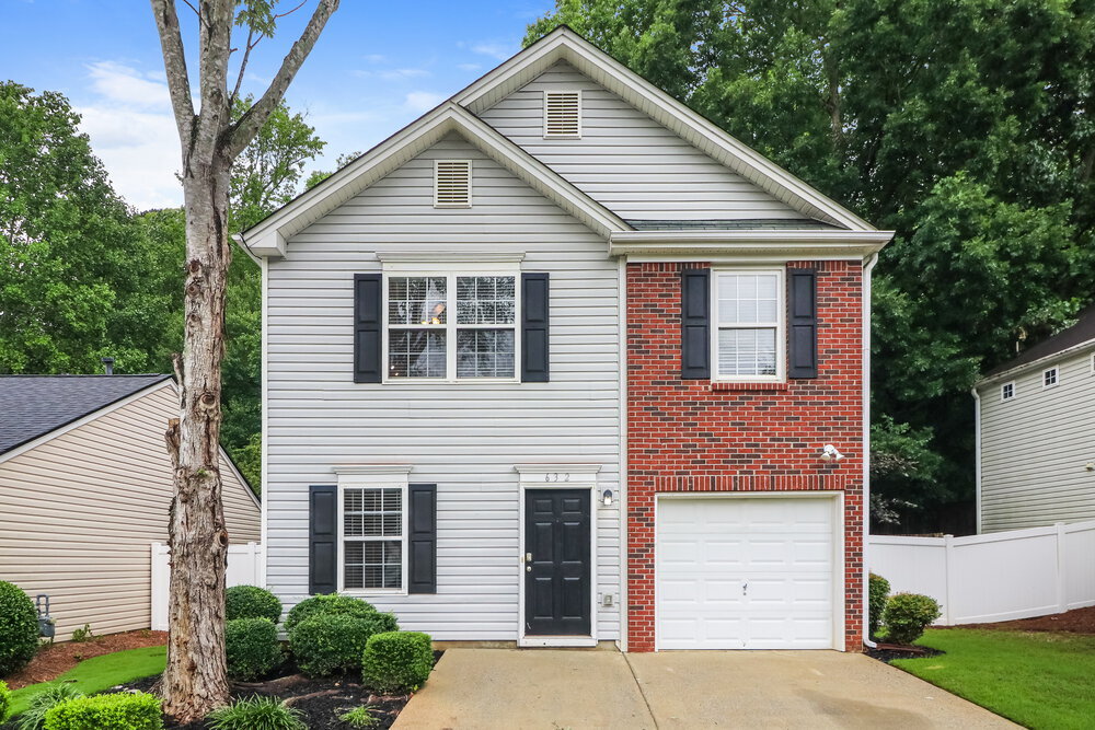 Primary Photo - 632 Spanish Oak Dr