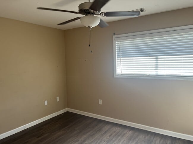 Building Photo - 3751 M.L.K. Jr Dr SW