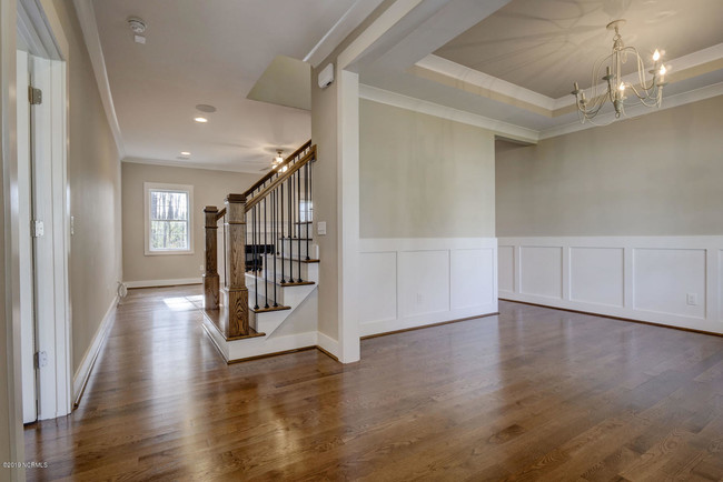 Building Photo - 402 Compass Point
