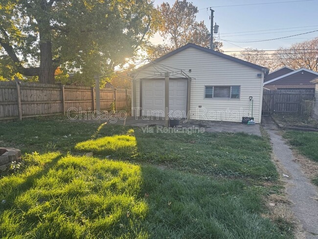 Foto del edificio - 1542 Shirley Dr