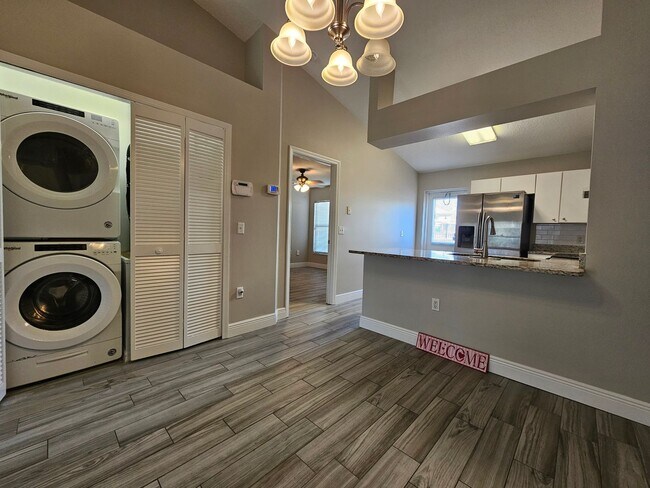 Building Photo - Charming 2-Bedroom, 2-Bath Condo with Private End-Unit Location!