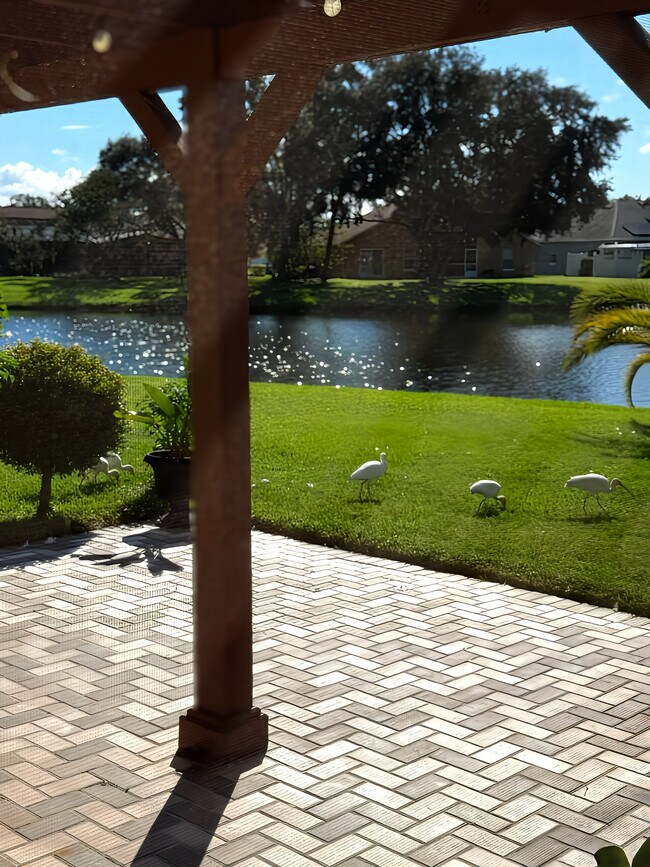 Foto del edificio - 5609 Donnelly Cir