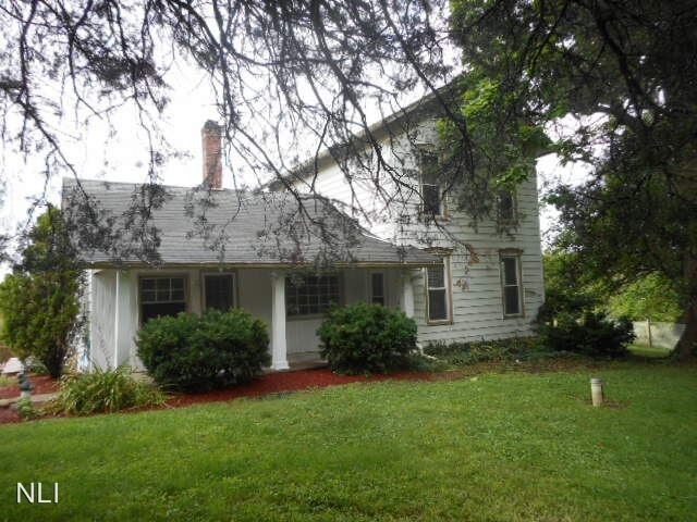 Building Photo - 3 br, 1.5 bath House - 7631 Hollopeter Rd