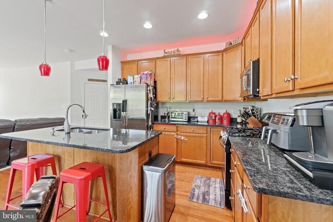 Foto del edificio - 80 Sanctuary Ln
