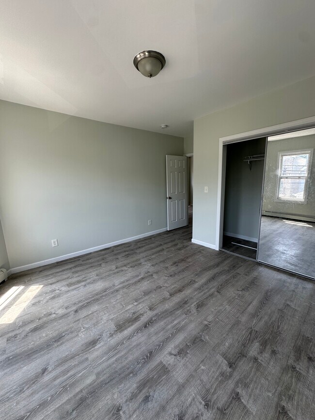 Master Bedroom - 639 S 10th St