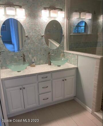 Building Photo - 336 Avenue B